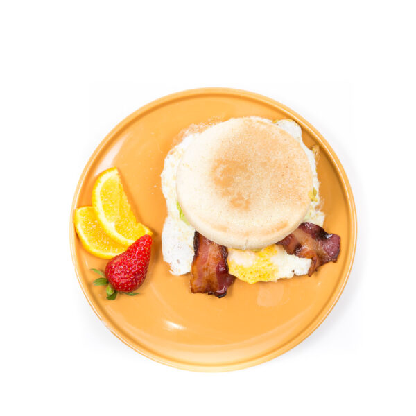 Petite Déjeuner Egg Muffin Bacon aux Deux-Alpes